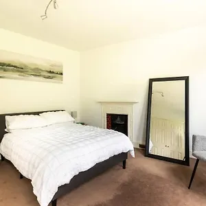Apartment Look No Further The Stable Block In Beautiful Beaufort House 2 Bedrooms, Bath