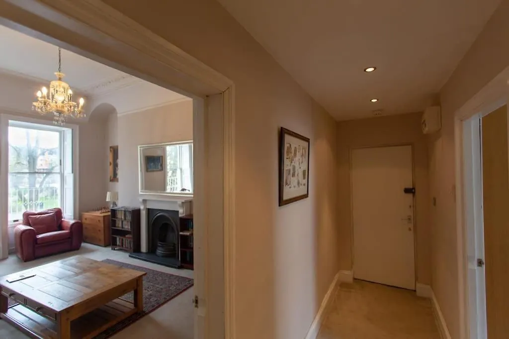 Green Park Central Bath Apartment